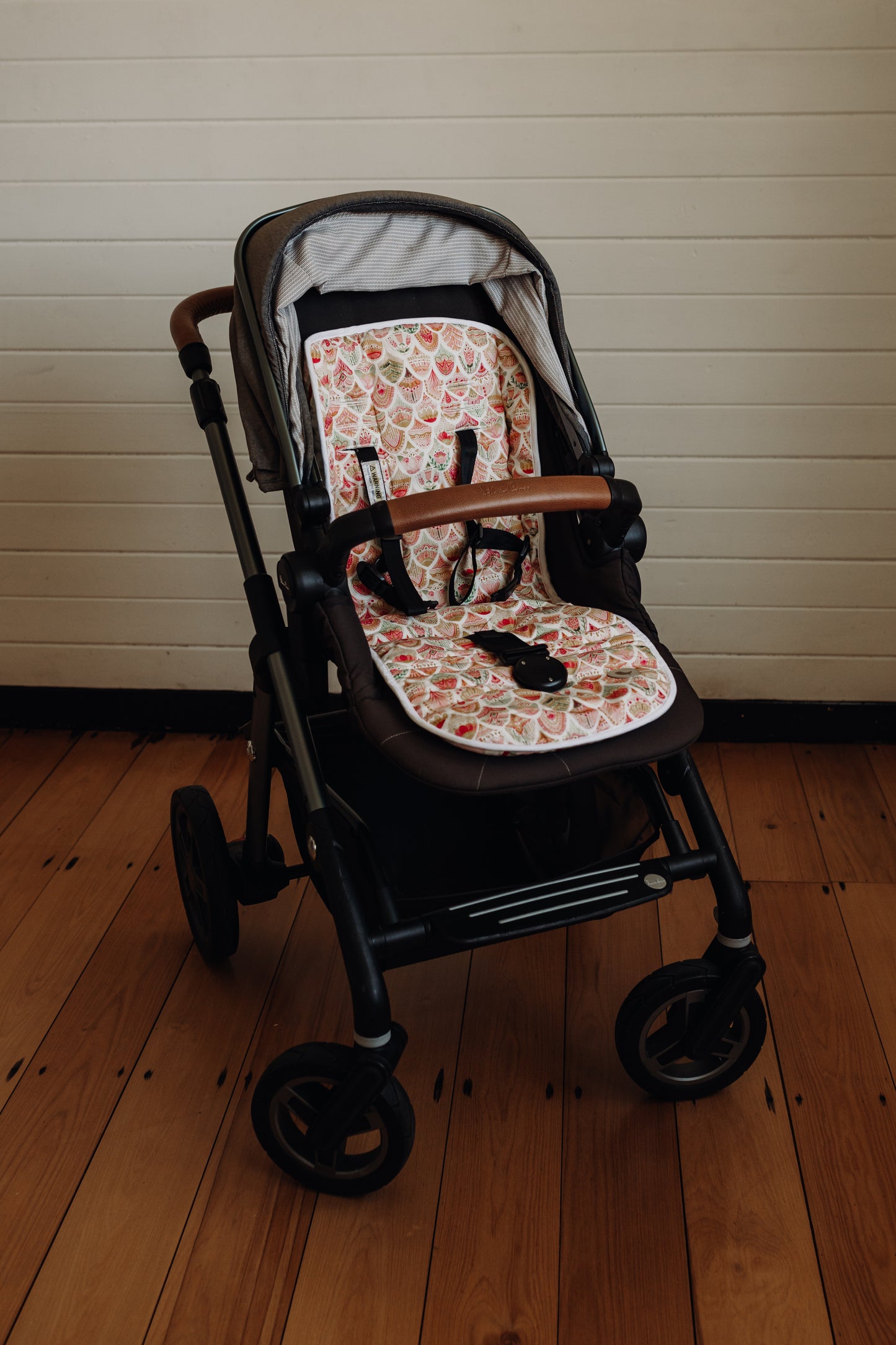 REVERSIBLE PRAM LINER - FLORAL SCALE