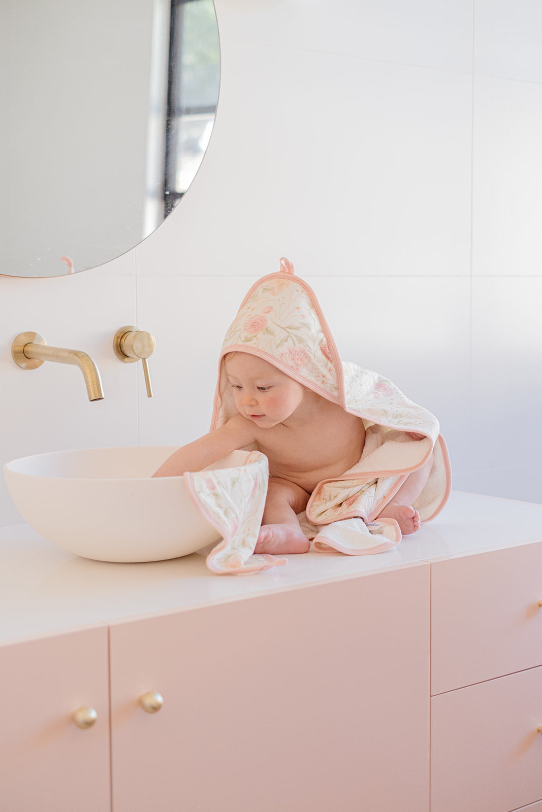 BABY HOODED TOWEL - SWEET FIELDS