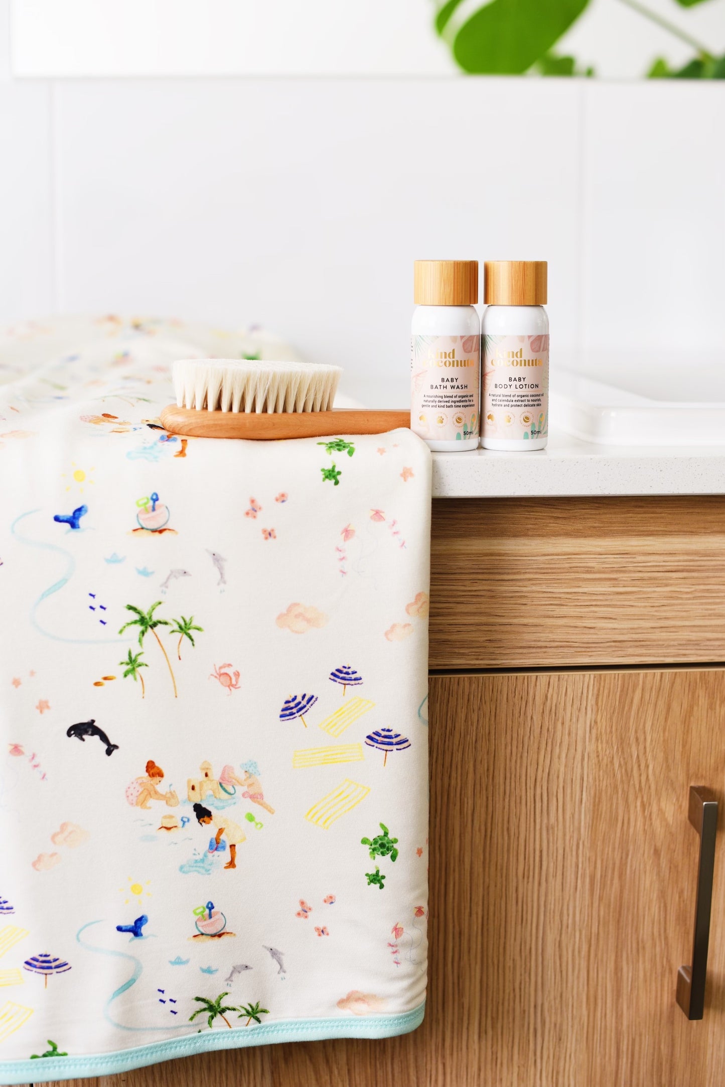 BABY HOODED TOWEL - KIND COCONUTS