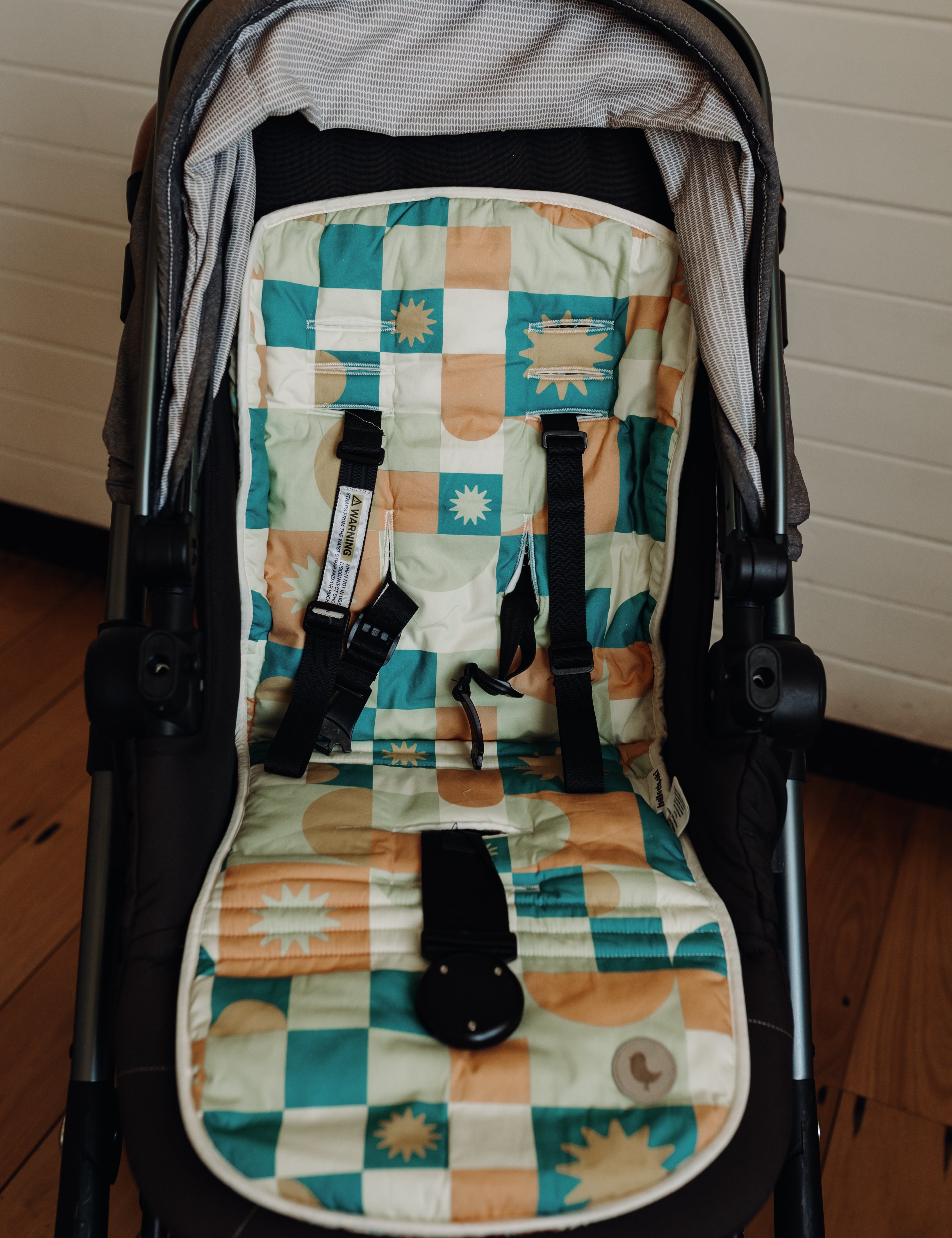 REVERSIBLE PRAM LINER - KING OF THE JUNGLE