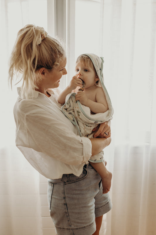 BABY HOODED TOWEL - KIND COCONUTS