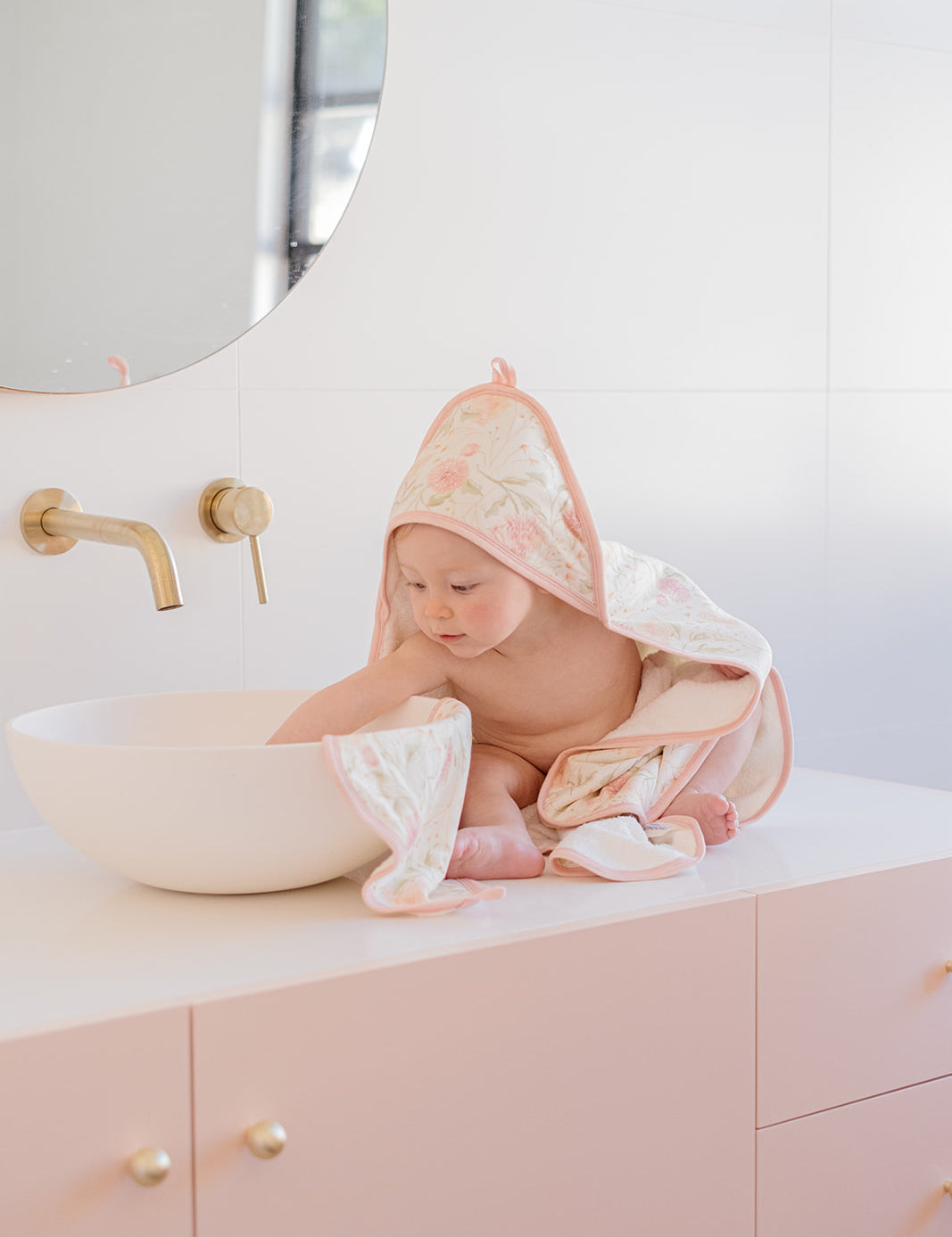 BABY HOODED TOWEL - SWEET FIELDS